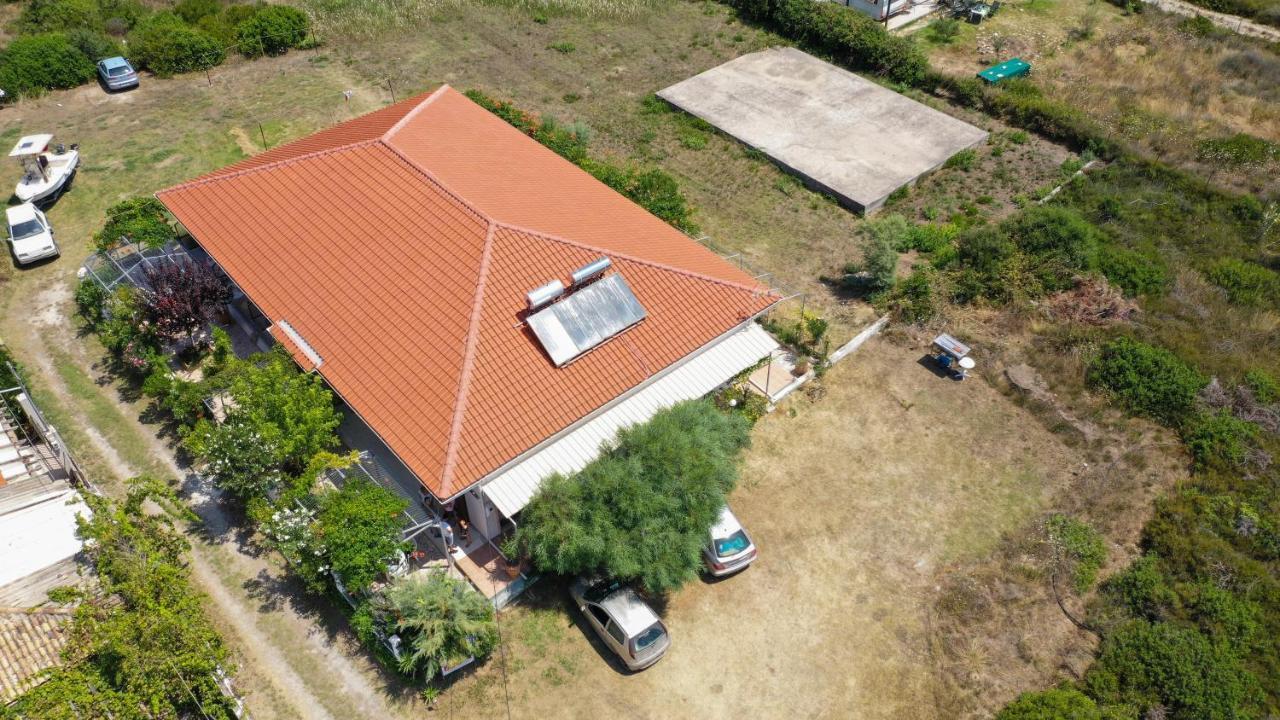 Villa Dream Garden Агиос-Георгиос Экстерьер фото