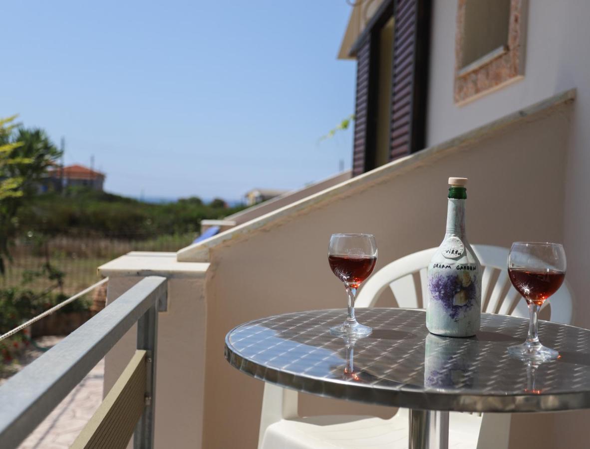 Villa Dream Garden Агиос-Георгиос Экстерьер фото